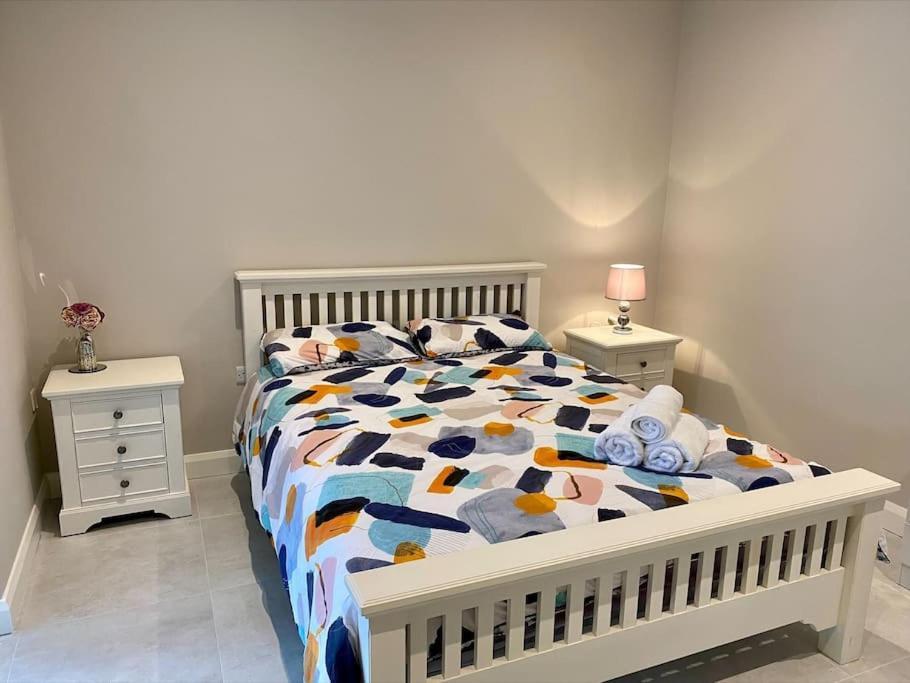 Erne Getaway No.7 Brand New 1 Bed Apartment Enniskillen Eksteriør billede